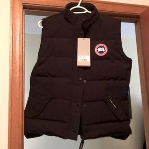 Women’s Canada Goose Navy Blue Vest